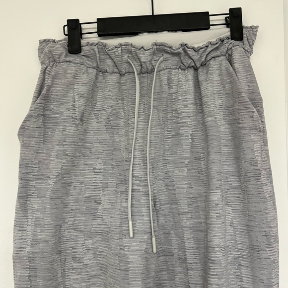 Lulu lemon stretch high rise jogger - Picture 3 of 5